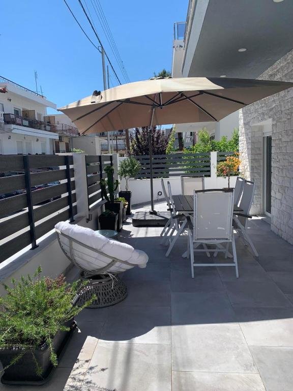 Rooftop Terrace — White Coral